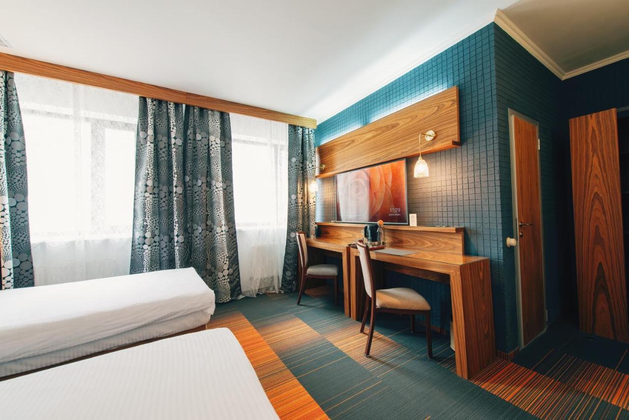 Inn Ozz Astana Buitenkant foto